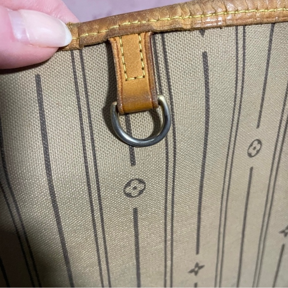 Louis Vuitton GM Never full - Picture 11 of 16